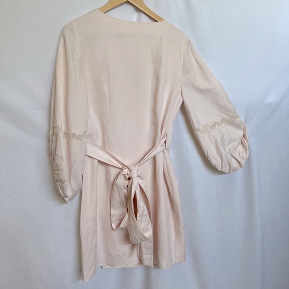 Club Monaco Light Pink Linen Blend Wrap Around Dress.  Size 8 - Picture 4 of 16